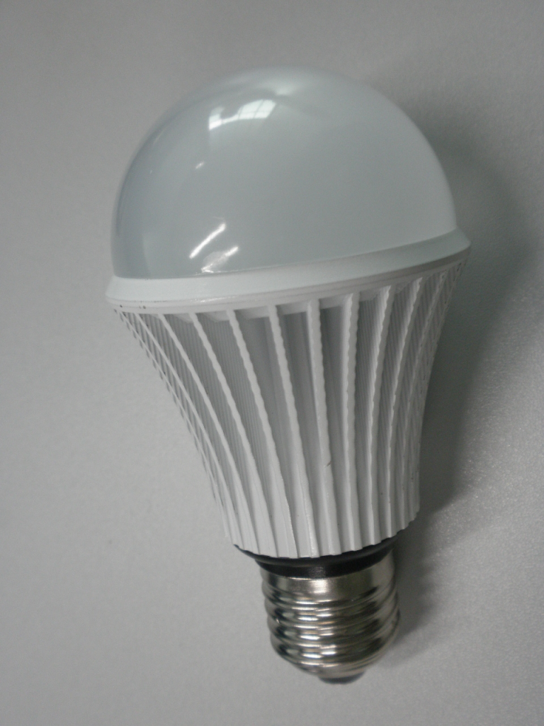 REPLACE YOUR 60 WATT ENERGY ABUSING INCANDESCENT